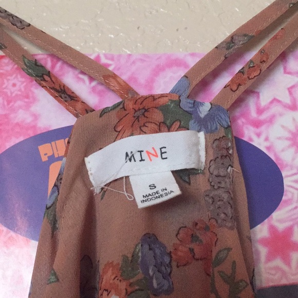 Floral Tank Razorback - Picture 2 of 3